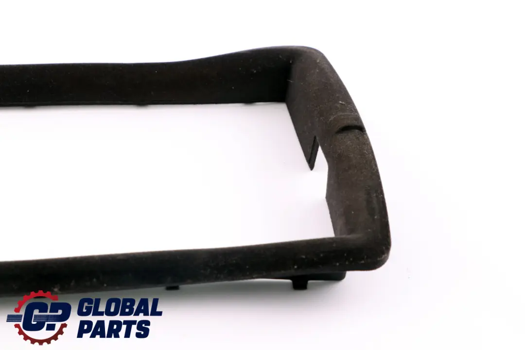 BMW E65 E66 E67 Uszczelka schowka podłokietnika - SKU 7018120 - Numer Części 7018120