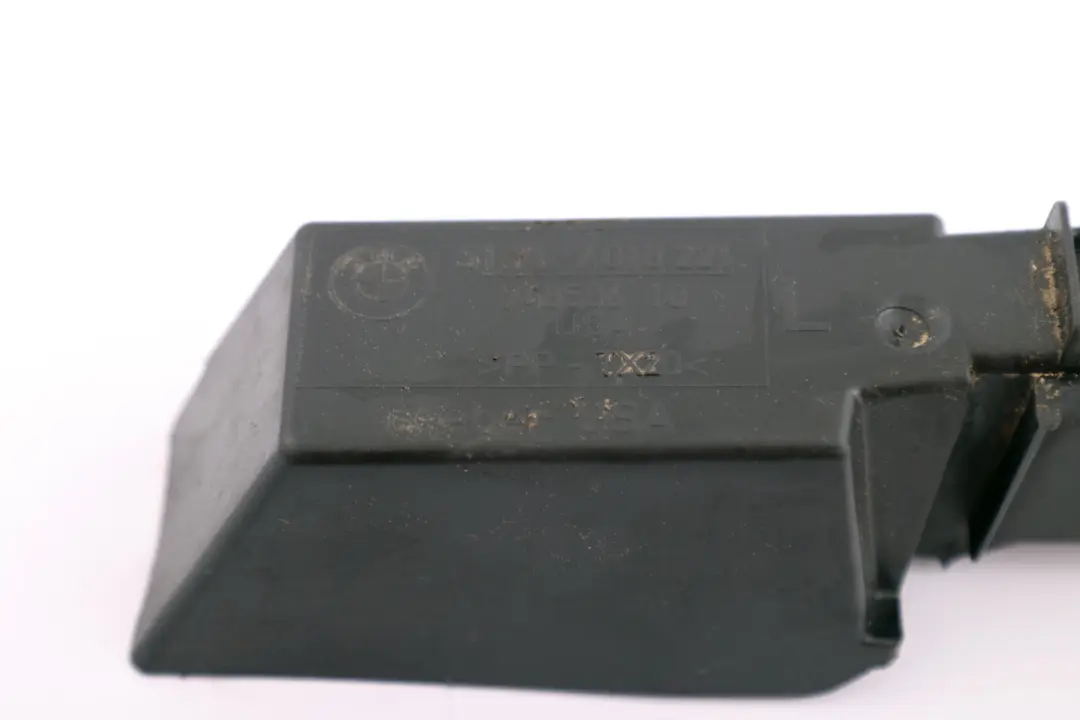 Odpływ wody lewy do BMW Z4 E85 E86 o numerze 7018221 BMW Z4 E85 E86 Odpływ wody lewy - SKU 7018221 - Numer Części 7018221