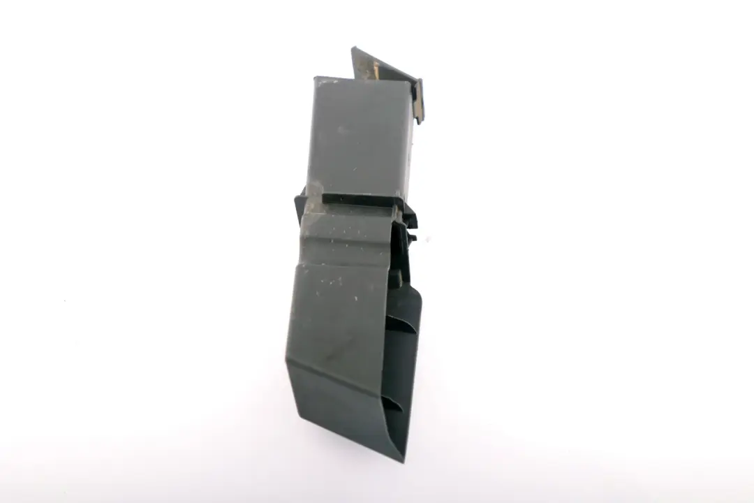 Varias Piezas de Carroceria Embellecedor Drenaje Agua Derecha para BMW Z4 E85 con número de pieza 7018222 BMW Z4 E85 Varias Piezas de Carroceria Embellecedor Drenaje Agua Derecha - SKU 7018222 - Número de pieza 7018222