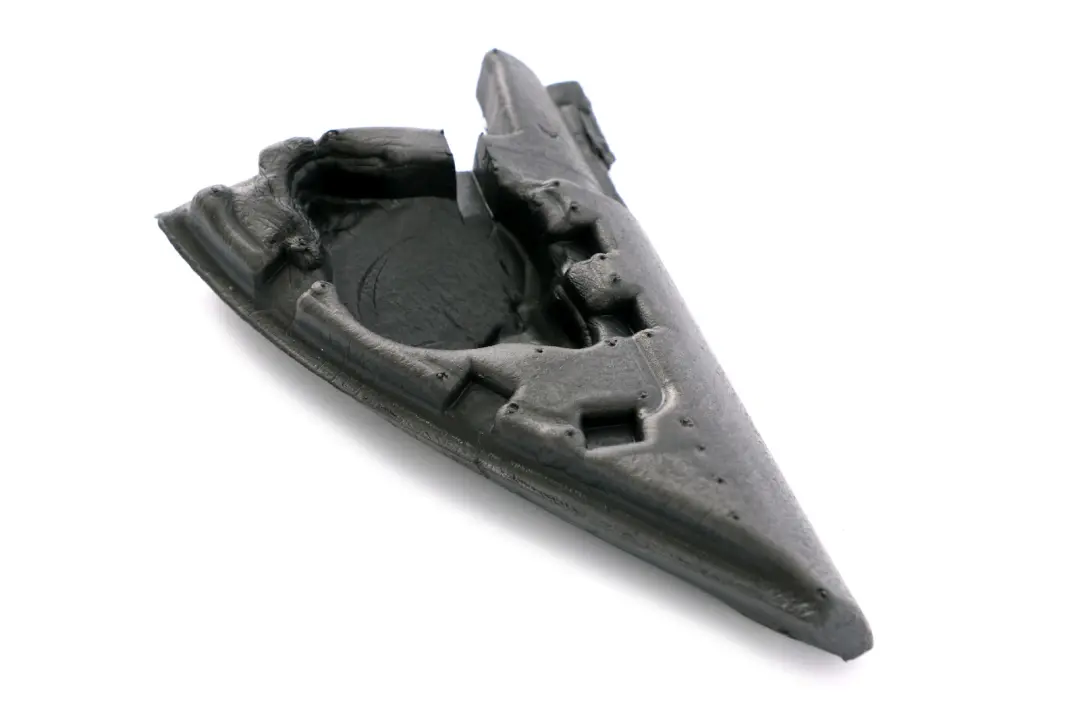 Junta Espejo Exterior Triangulo Izquierdo para BMW E65 E66 con número de pieza 7018901 BMW E65 E66 Junta Espejo Exterior Triangulo Izquierdo - SKU 7018901 - Número de pieza 7018901