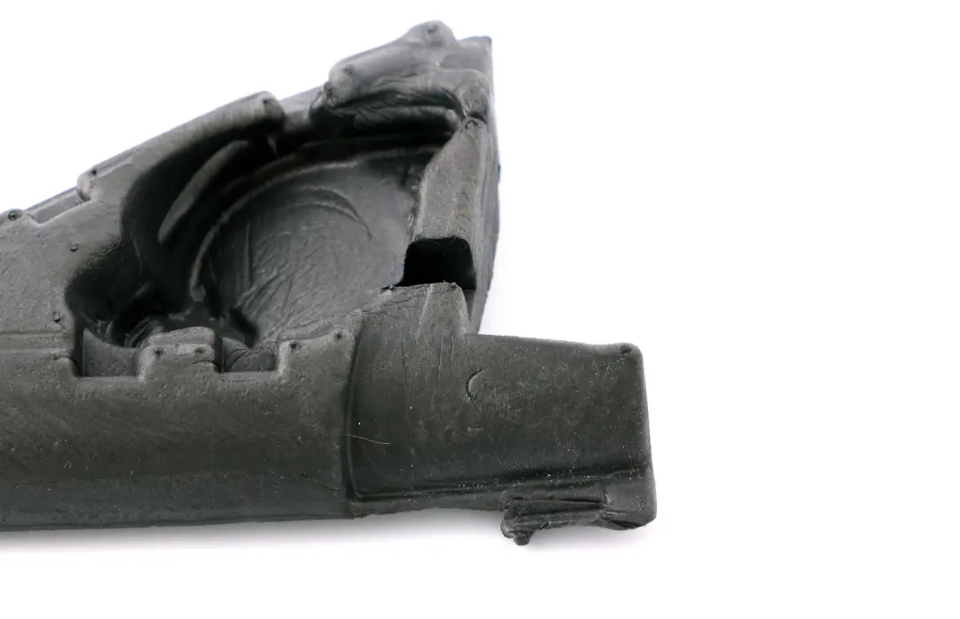 BMW E65 E66 Guarnizione Triangolo Specchio Esterno Sinistro - SKU 7018901 - Numero di parte 7018901