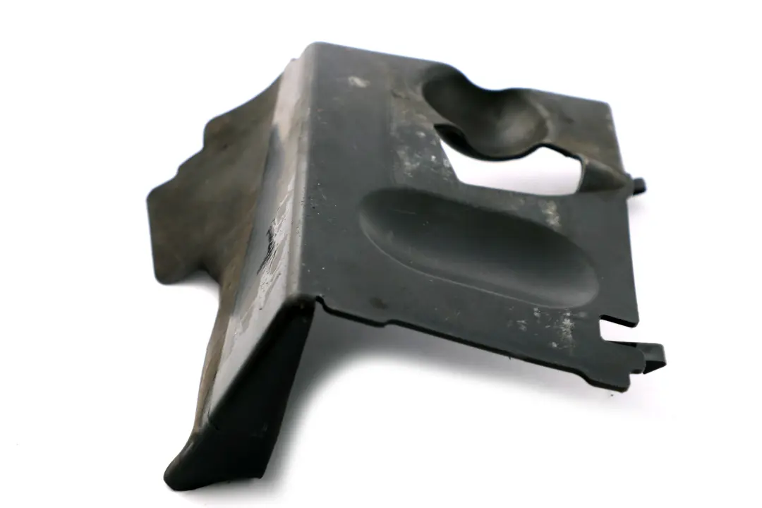 Front Right Air Duct O/S to BMW 7 Series E65 E66 E67 Cover with Part number 7020418 BMW 7 Series E65 E66 E67 Cover Front Right Air Duct O/S - SKU 7020418 - Part number 7020418