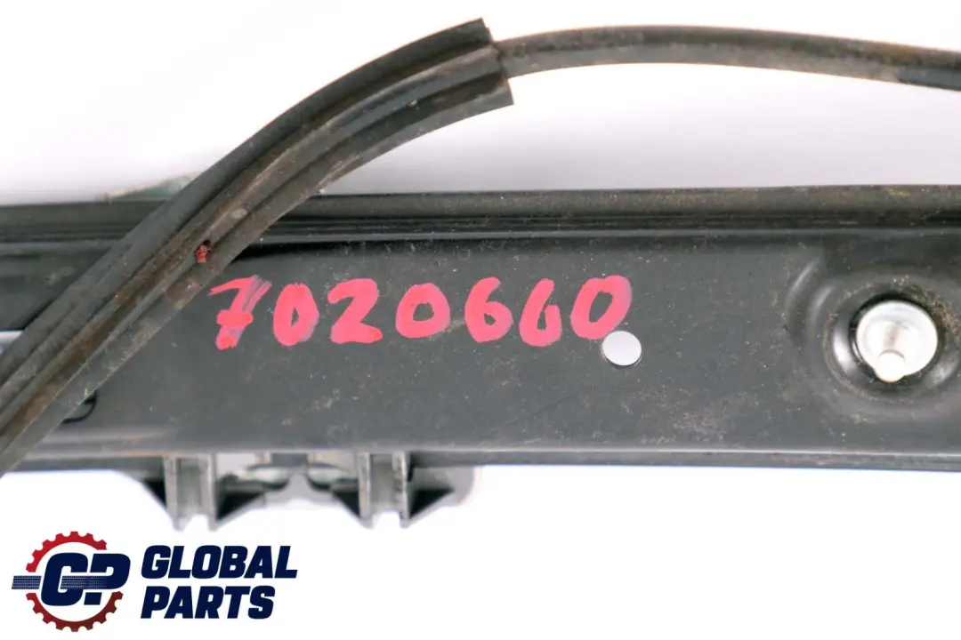 Podnośnik Szyby Przedniej Prawej do BMW E46 o numerze 7020660 BMW E46 Podnośnik Szyby Przedniej Prawej - SKU 7020660 - Numer Części 7020660