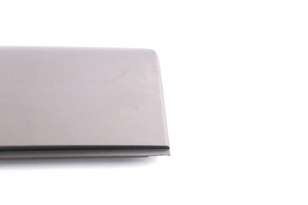 Consola Delantera Plata Oscuro para BMW E65 E66 E67 con número de pieza 7021983 BMW E65 E66 E67 Consola Delantera Plata Oscuro - SKU 7021983 - Número de pieza 7021983