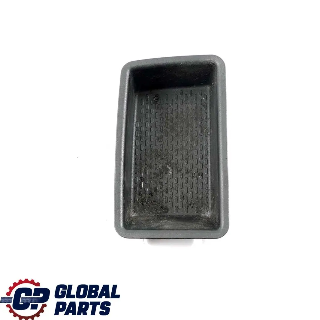 Insert De Rangement Pour Cendrier Avant De Console Centrale pour BMW E65 à propos du numéro de pièce 7022797 BMW E65 Insert De Rangement Pour Cendrier Avant De Console Centrale - SKU 7022797 - Numéro de pièce 7022797