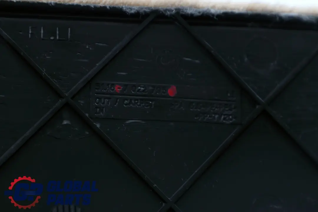 Console Centrale Anteriore Sinistra Pannello Beige per BMW E65 E66 con numero di parte 7022799 BMW E65 E66 Console Centrale Anteriore Sinistra Pannello Beige - SKU 7022803 - Numero di parte 7022799