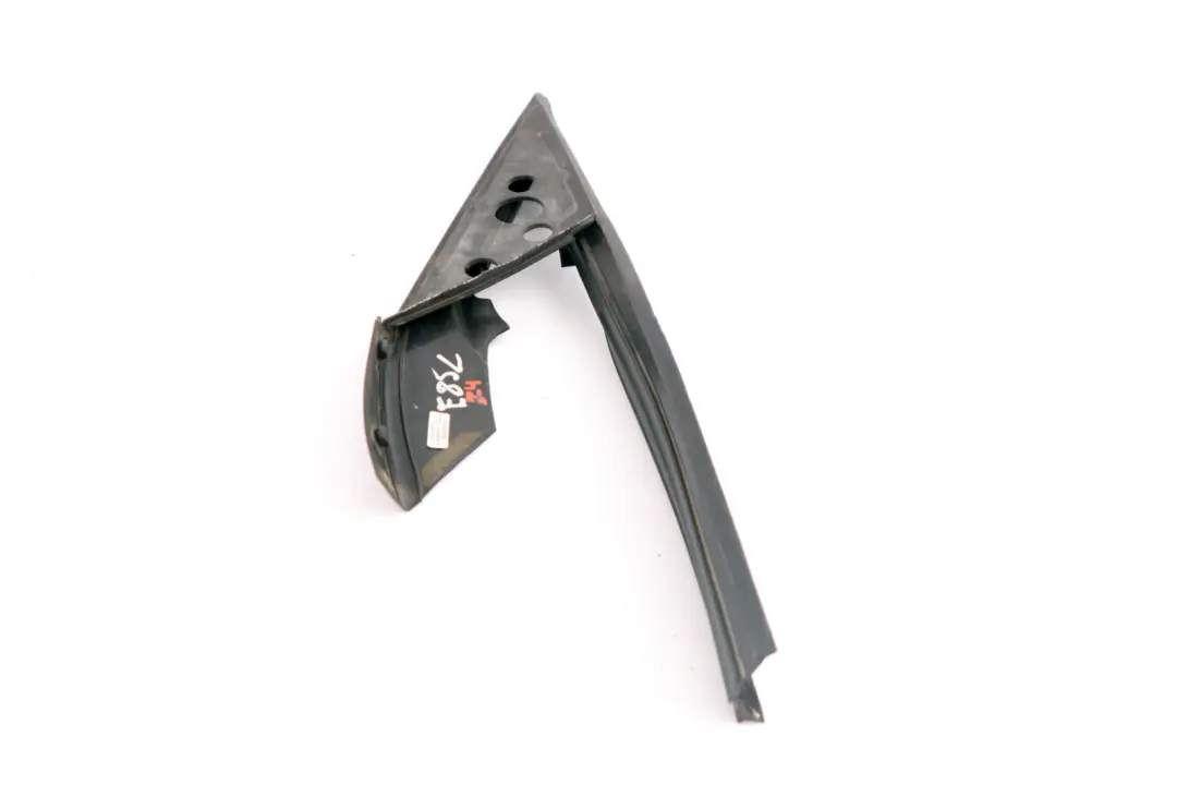 Tenuta Specchio Triangolare Esterno SX 5133 per BMW Z4 E85 E86 con numero di parte 7023967 BMW Z4 E85 E86 Tenuta Specchio Triangolare Esterno SX 5133 - SKU 7023967 - Numero di parte 7023967