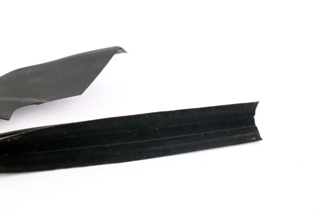 Junta Espejo Exterior Triangulo Izquierdo para BMW Serie Z4 E85 E86 con número de pieza 7023967 BMW Serie Z4 E85 E86 Junta Espejo Exterior Triangulo Izquierdo - SKU 7023967 - Número de pieza 7023967