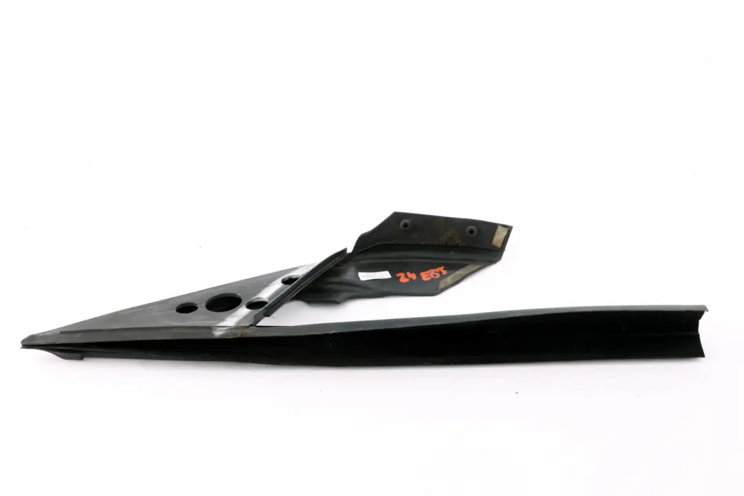 Junta Espejo Exterior Triangulo Derecho para BMW Serie Z4 E85 con número de pieza 7023968 BMW Serie Z4 E85 Junta Espejo Exterior Triangulo Derecho - SKU 7023968 - Número de pieza 7023968