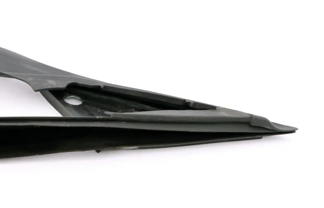 Conditionnement Miroir Triangle Exterieur Droite pour BMW Z4 Serie E85 à propos du numéro de pièce 7023968 BMW Z4 Serie E85 Conditionnement Miroir Triangle Exterieur Droite - SKU 7023968 - Numéro de pièce 7023968
