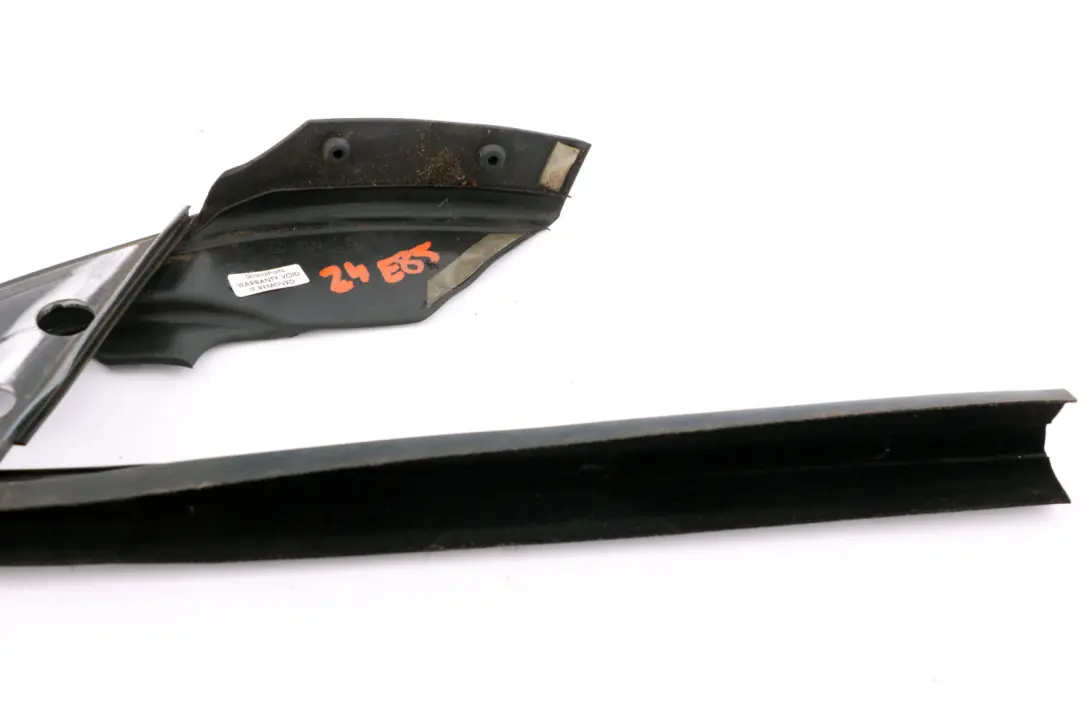 Seal Outer Mirror Triangle Right O/S to BMW Z4 Series E85 with Part number 7023968 BMW Z4 Series E85 Seal Outer Mirror Triangle Right O/S - SKU 7023968 - Part number 7023968