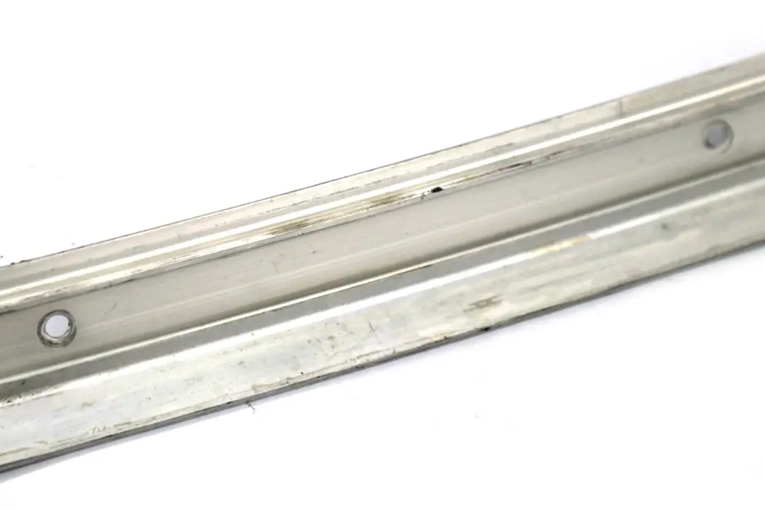 Reihe E85 Blende Windlauf 5171 für BMW Z4 mit Teilenummer 7023971 BMW Z4 Reihe E85 Blende Windlauf 5171 - SKU 7023971 - Teilenummer 7023971