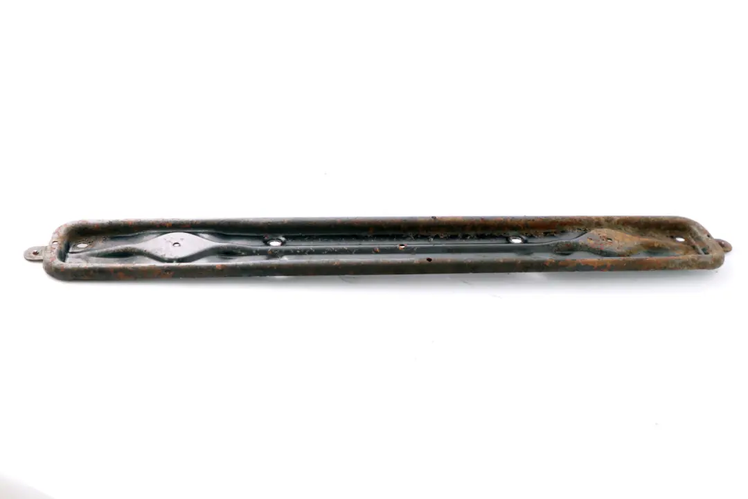 BMW E65 E66 E67 Verbindungstr?ger Tunnel Arriere - SKU 7024832 - Numéro de pièce 51717024832