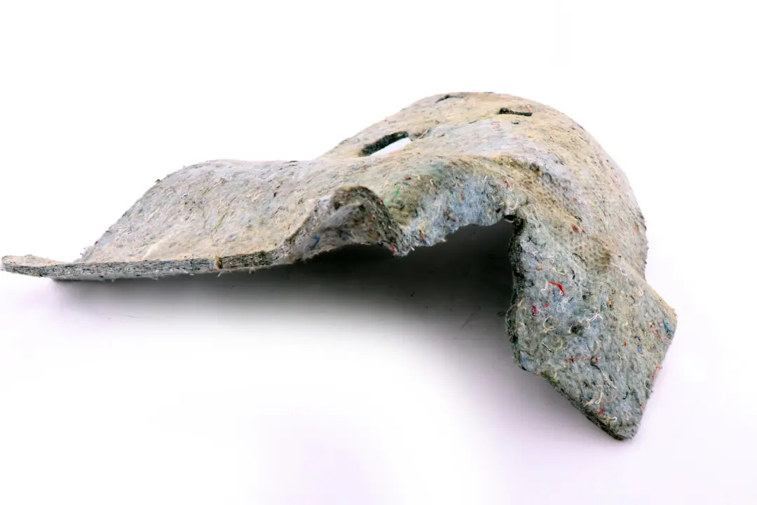 Aislamiento Acustico Maletero Trasero Izquierdo para BMW E60 E60N E61N LCI con número de pieza 7024897 BMW E60 E60N E61N LCI Aislamiento Acustico Maletero Trasero Izquierdo - SKU 7024897 - Número de pieza 7024897