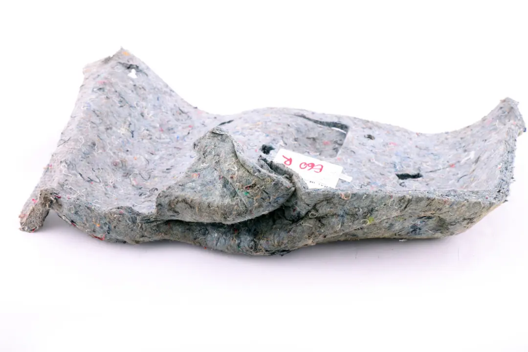 Wygłuszenie Izolacja Bagażnika Prawy Tył do BMW E60 o numerze 7024898 BMW E60 Wygłuszenie Izolacja Bagażnika Prawy Tył - SKU 7024898 - Numer Części 7024898