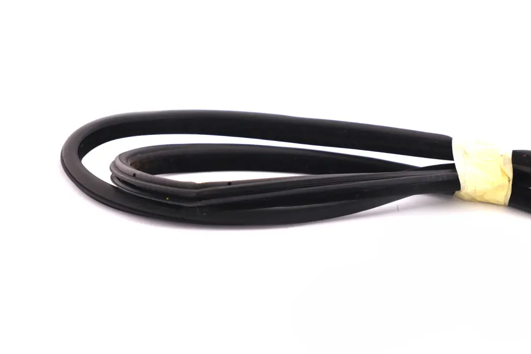 Joint d'étanchéité de porte avant Protection des bords gauche droite pour BMW X5 E53 à propos du numéro de pièce 7025579 BMW X5 E53 Joint d'étanchéité de porte avant Protection des bords gauche droite - SKU 7025579 - Numéro de pièce 7025579