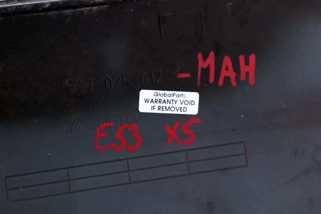 Spoiler Upper Mahagoni Metallic to BMW X5 Series E53 Rear with Part number 7025612 BMW X5 Series E53 Rear Spoiler Upper Mahagoni Metallic - SKU 7025612-MAH - Part number 7025612