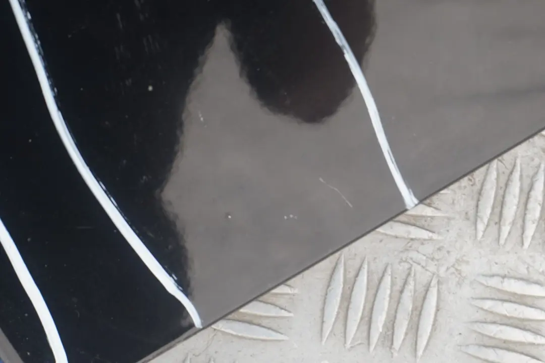 Oberschale für Heckspoiler Grundiert für BMW X5 er E53 1 mit Teilenummer 7025612 BMW X5 er E53 1 Oberschale für Heckspoiler Grundiert - SKU 7025612-SCH1 - Teilenummer 7025612