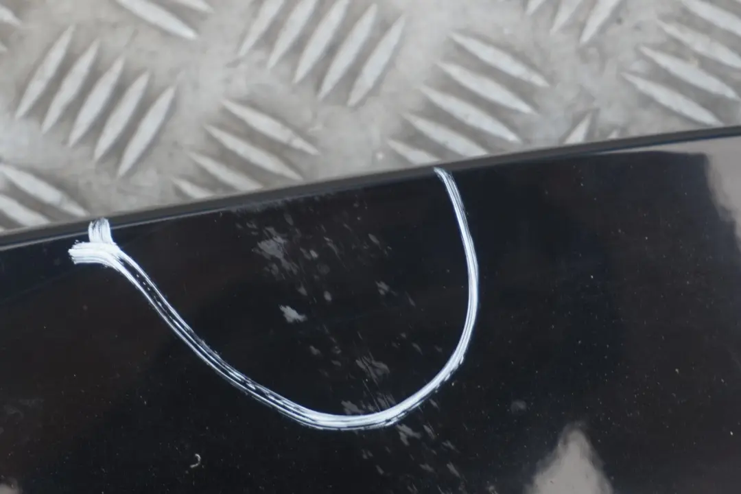 Oberschale für Heckspoiler Grundiert für BMW X5 er E53 1 mit Teilenummer 7025612 BMW X5 er E53 1 Oberschale für Heckspoiler Grundiert - SKU 7025612-SCH1 - Teilenummer 7025612