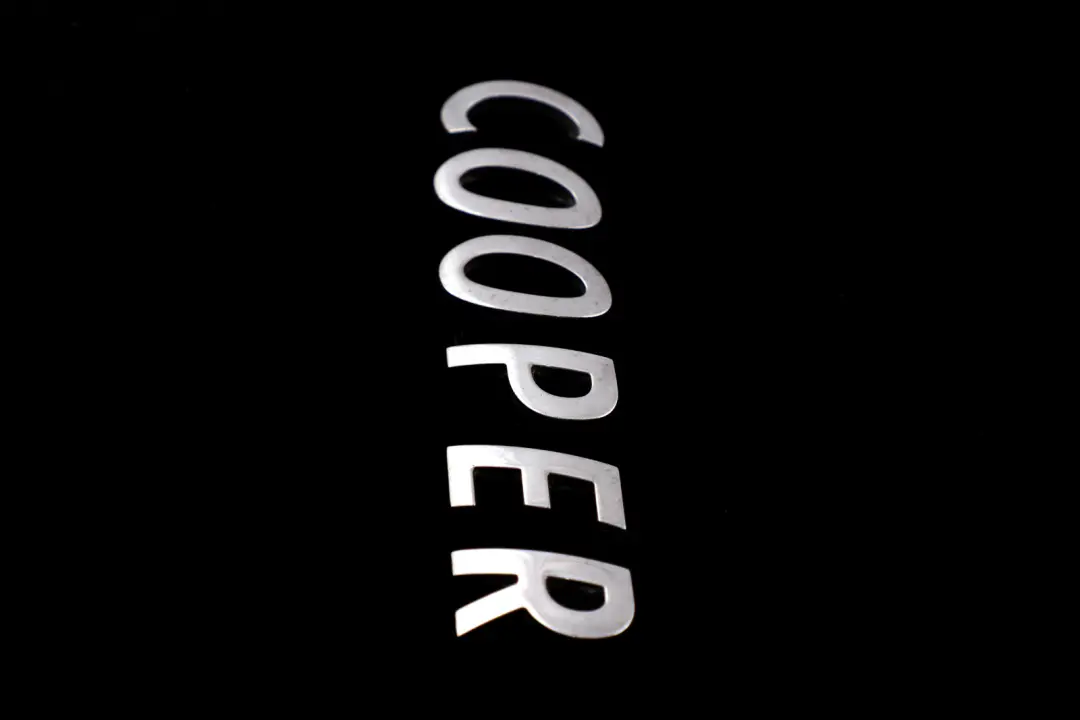  Original BMW MINI Cooper One R50 R52 R53 R55 R56 Schriftzug Emblem Logo COOPER - SKU 7026180 - Teilenummer 7026180