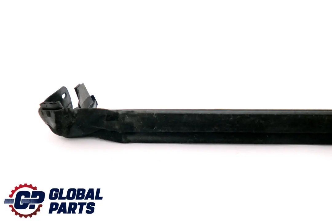 Right Inner Window Channel Cover O/S to BMW 3 Series E46 Cabrio Rear with Part number 7026390 BMW 3 Series E46 Cabrio Rear Right Inner Window Channel Cover O/S - SKU 7026390 - Part number 7026390