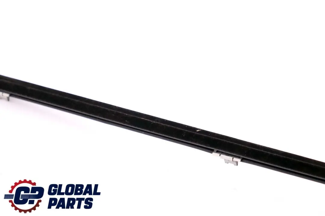 Schachtabdeckung Innen Rechts für BMW 3 er E46 Cabrio mit Teilenummer 7026392 BMW 3 er E46 Cabrio Schachtabdeckung Innen Rechts - SKU 7026392 - Teilenummer 7026392