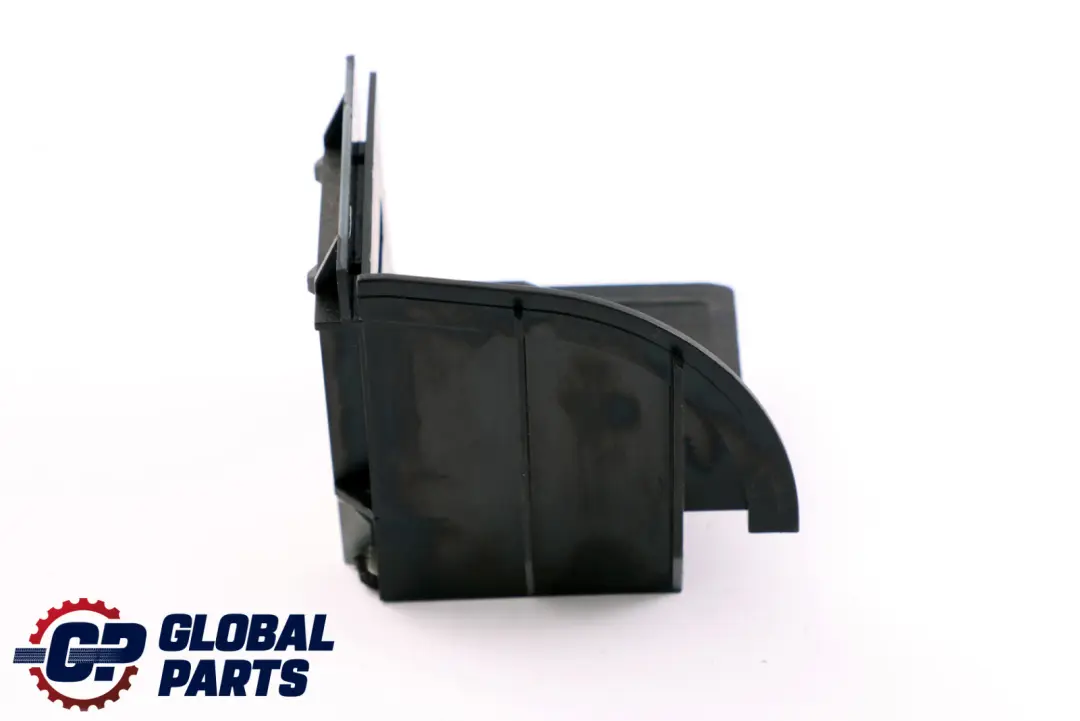 SOPORTE PARCELARIO TRASERO IZQUIERDO para BMW 3 5 E83 E39 E61 E46 LCi con número de pieza 51477026709 BMW 3 5 E83 E39 E61 E46 LCi SOPORTE PARCELARIO TRASERO IZQUIERDO - SKU 7026709 - Número de pieza 51477026709