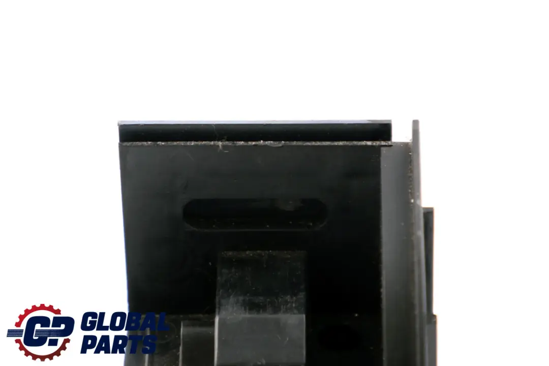 Roller Blind Screen Right Support O/S to BMW 3 5 X3 Series E46 E61 E83 with Part number 51477026710 BMW 3 5 X3 Series E46 E61 E83 Roller Blind Screen Right Support O/S - SKU 7026710 - Part number 51477026710