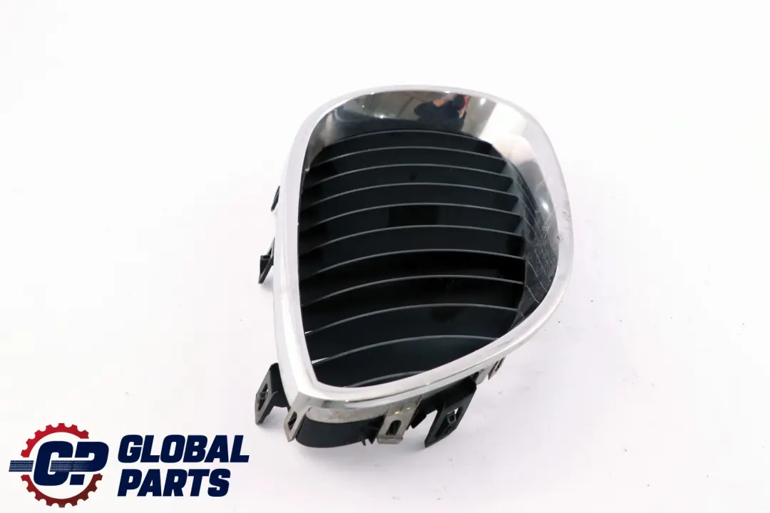 BMW E60 E61 Kratka Grill Prawy Przód - SKU 7027062 - Numer Części 7027062