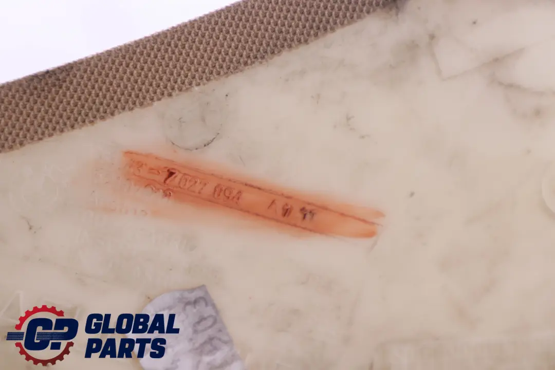 Panneau de garniture de colonne C arrière droite beige pour BMW E60 LCI à propos du numéro de pièce 7027094 BMW E60 LCI Panneau de garniture de colonne C arrière droite beige - SKU 7027094-1 - Numéro de pièce 7027094