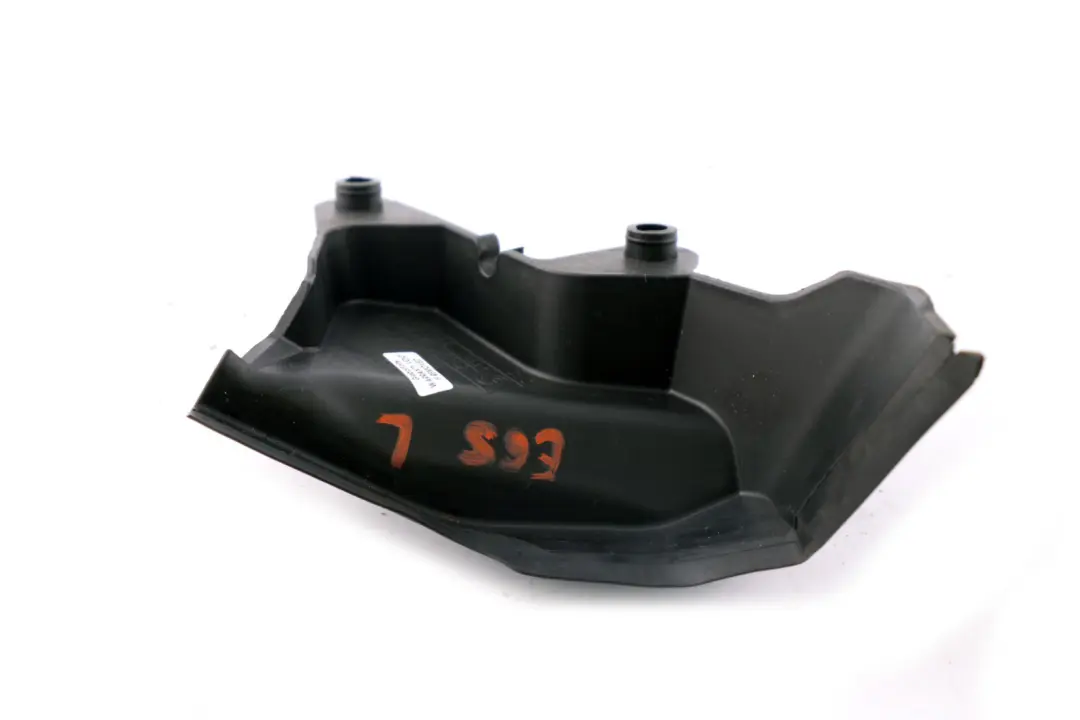 Revetement Charniere A Gauche pour BMW e65 e66 e67 à propos du numéro de pièce 7027265 BMW e65 e66 e67 Revetement Charniere A Gauche - SKU 7027265 - Numéro de pièce 7027265