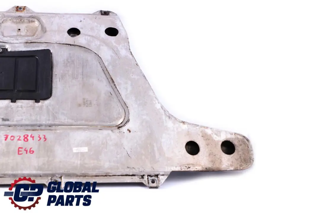 Piastra Rinforzo Supporto Dell'Assale Anteriore per BMW Z4 E46 E85 E86 con numero di parte 7028433 BMW Z4 E46 E85 E86 Piastra Rinforzo Supporto Dell'Assale Anteriore - SKU 7028433 - Numero di parte 7028433