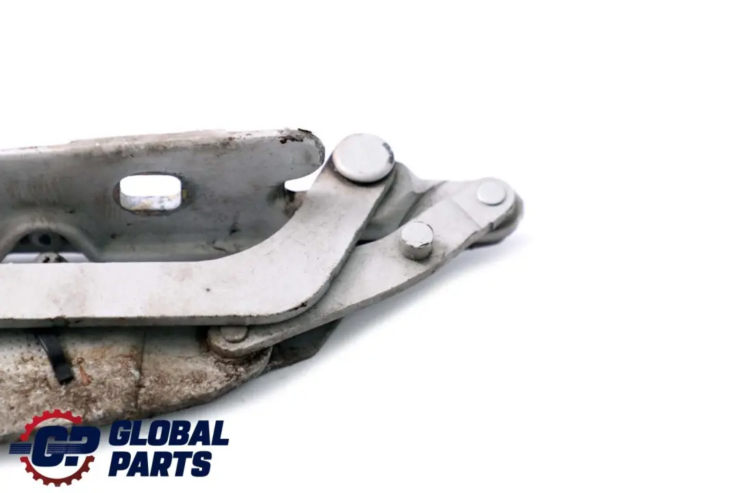 Scharnier Frontklappe Rechts Titansilber Metallic 354 Silber für BMW 3 er E46 mit Teilenummer 7028578 BMW 3 er E46 Scharnier Frontklappe Rechts Titansilber Metallic 354 Silber - SKU 7028578-TS - Teilenummer 7028578