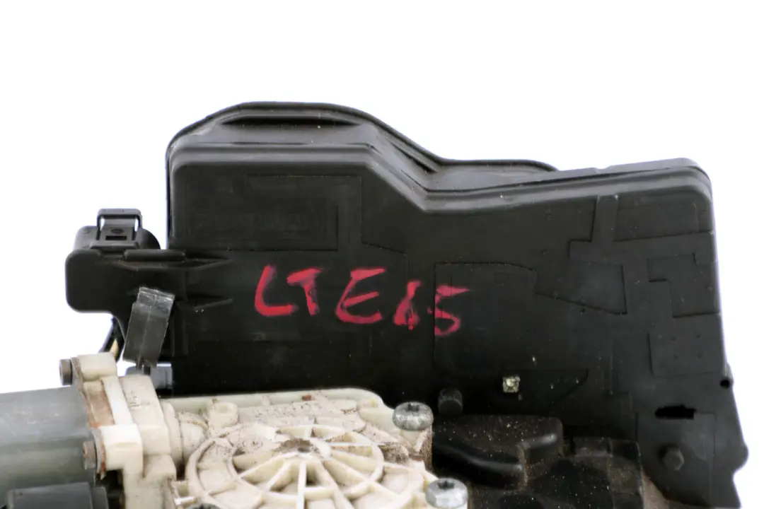 cerradura De La puerta trasera izquierda pestillo completo para BMW E65 E66 con número de pieza 7028909 BMW E65 E66 cerradura De La puerta trasera izquierda pestillo completo - SKU 7028909 - Número de pieza 7028909