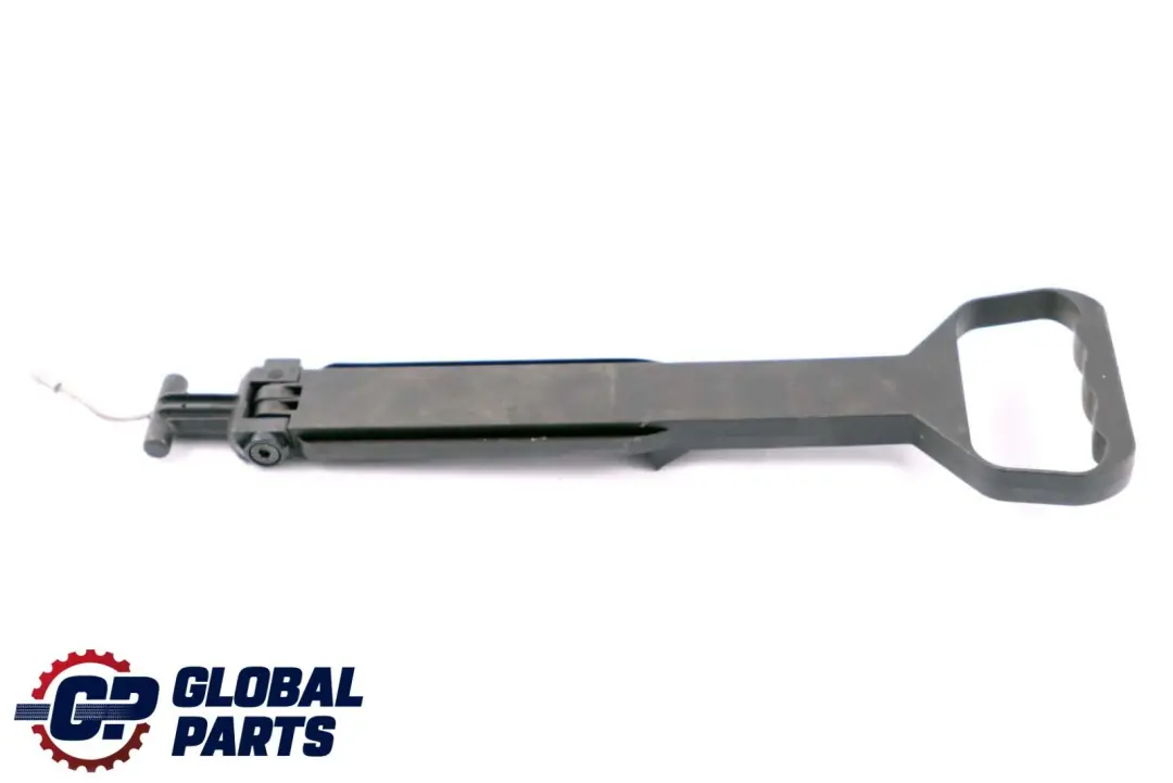 E83N LCI Emergency Wheel Mounting Handle Mount to BMW 3 X3 Series E46 E83 with Part number 7030528 BMW 3 X3 Series E46 E83 E83N LCI Emergency Wheel Mounting Handle Mount - SKU 7030528 - Part number 7030528