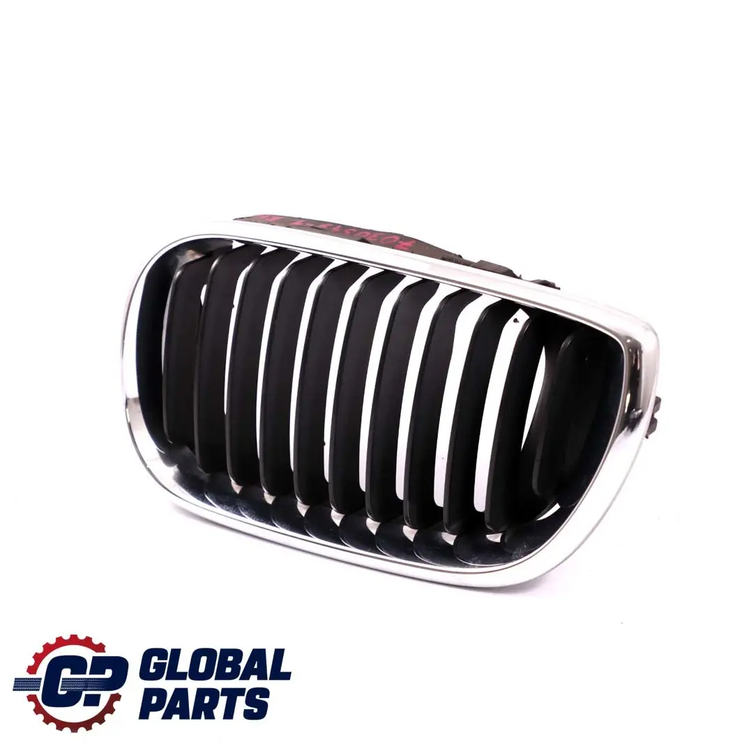 BMW E46 1 Parachoques delantero Rejilla central Izquierda Negro Cromo - SKU 7030545-1 - Número de pieza 7030545