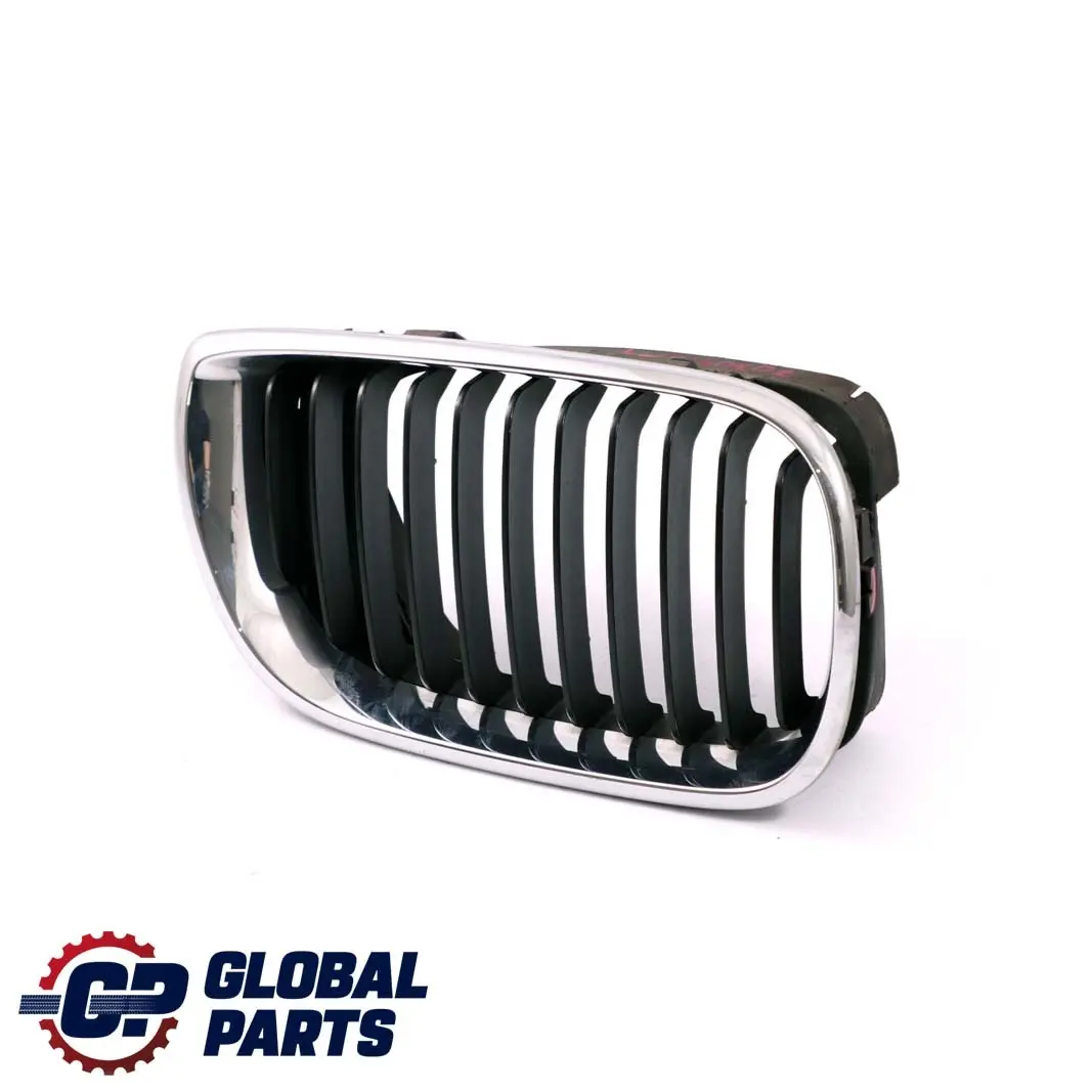 BMW E46 1 parachoques delantero parrilla central derecha O / Negro Cromo - SKU 7030546-1 - Número de pieza 7030546