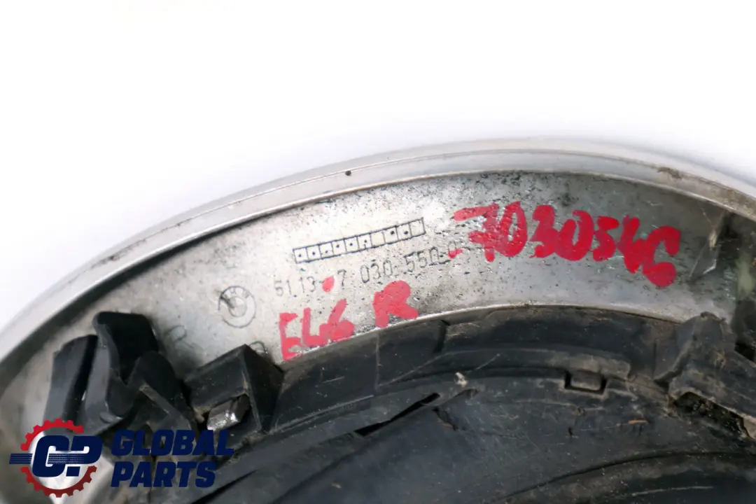 Frontstoßstange Ziergitter Rechts Schwarz Chrom für BMW 3 er E46 mit Teilenummer 7030546 BMW 3 er E46 Frontstoßstange Ziergitter Rechts Schwarz Chrom - SKU 7030546 - Teilenummer 7030546