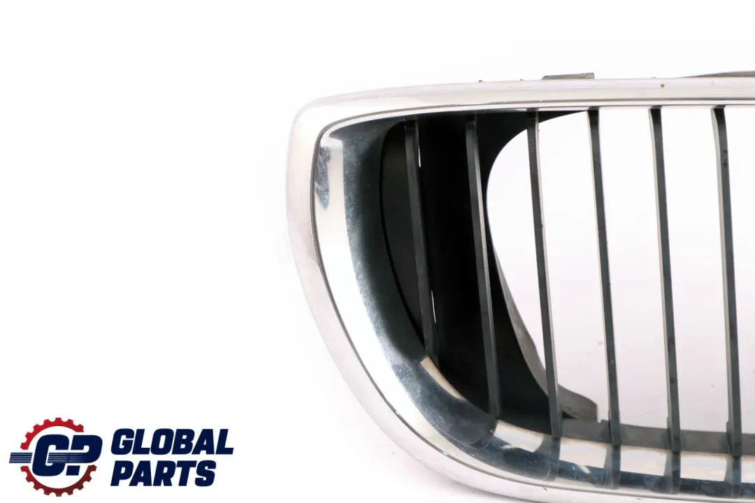 Front Bumper Centre Grille Right O/S Black Chrome to BMW 3 Series E46 with Part number 7030546 BMW 3 Series E46 Front Bumper Centre Grille Right O/S Black Chrome - SKU 7030546 - Part number 7030546