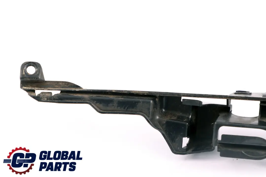BMW 3 Series E46 Guide For Rear Bumper Side Left N/S - SKU 7030613 - Part number 7030613