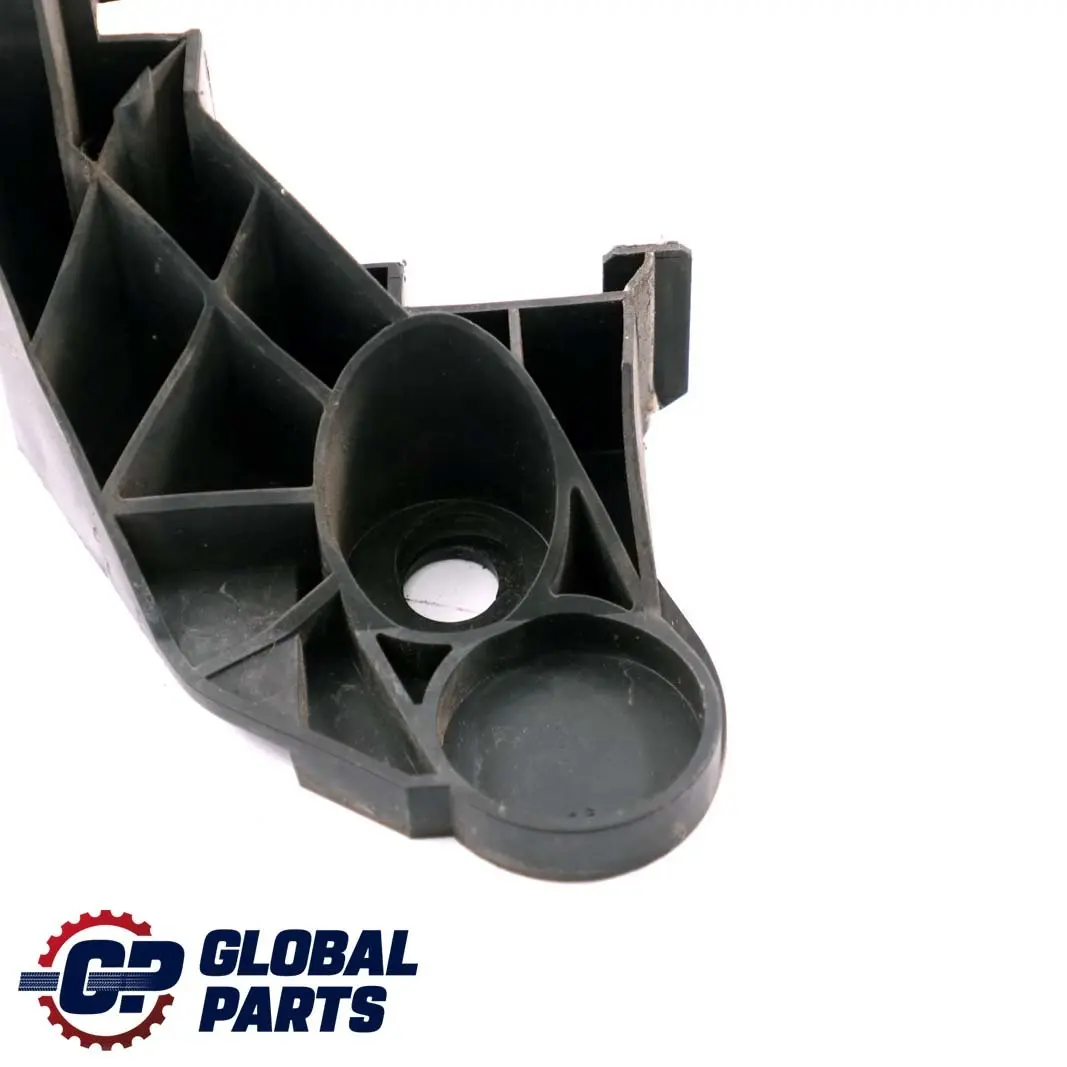 Delantero Derecho Soporte del guardabarros Lateral para BMW E46 Saloon Touring con número de pieza 7030620 BMW E46 Saloon Touring Delantero Derecho Soporte del guardabarros Lateral - SKU 7030620 - Número de pieza 7030620