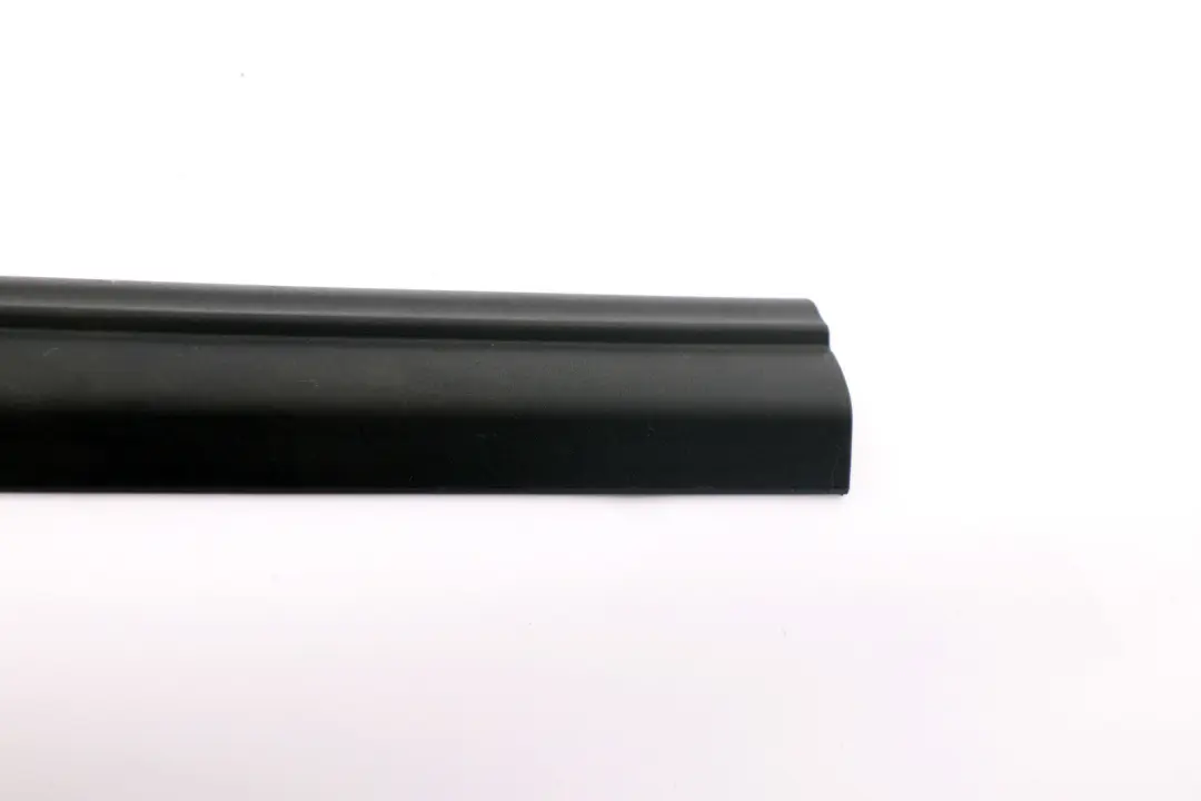 Bande de Couverture Entree Interieur Gauche Noir 5147 pour BMW Z4 E85 à propos du numéro de pièce 7030721 BMW Z4 E85 Bande de Couverture Entree Interieur Gauche Noir 5147 - SKU 7030721 - Numéro de pièce 7030721