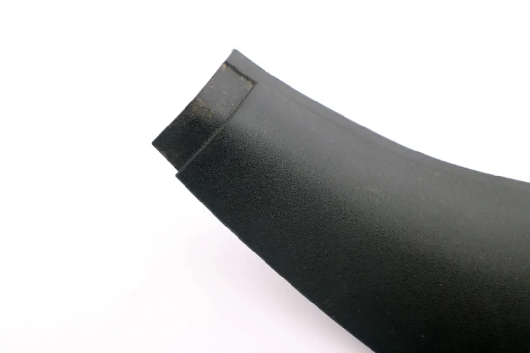 Cubierta Tapa Trasera Derecha Trim Entrada Negro 7027144 para BMW Z4 Serie E85 E86 con número de pieza 7030924 BMW Z4 Serie E85 E86 Cubierta Tapa Trasera Derecha Trim Entrada Negro 7027144 - SKU 7030924 - Número de pieza 7030924