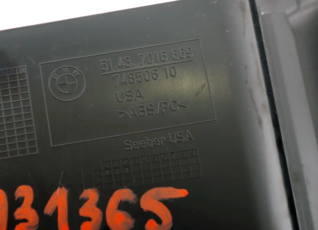 Centre Console Trim Storage Compartment Cover Insert Left N/S to BMW Z4 Series E85 with Part number 7016669 BMW Z4 Series E85 Centre Console Trim Storage Compartment Cover Insert Left N/S - SKU 7031365 - Part number 7016669