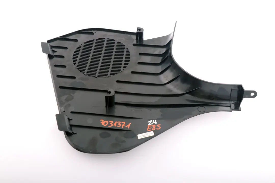 Lateral Trim Panel Front Left N/S to BMW Z4 Series E85 E86 with Part number 7031371 BMW Z4 Series E85 E86 Lateral Trim Panel Front Left N/S - SKU 7031371 - Part number 7031371