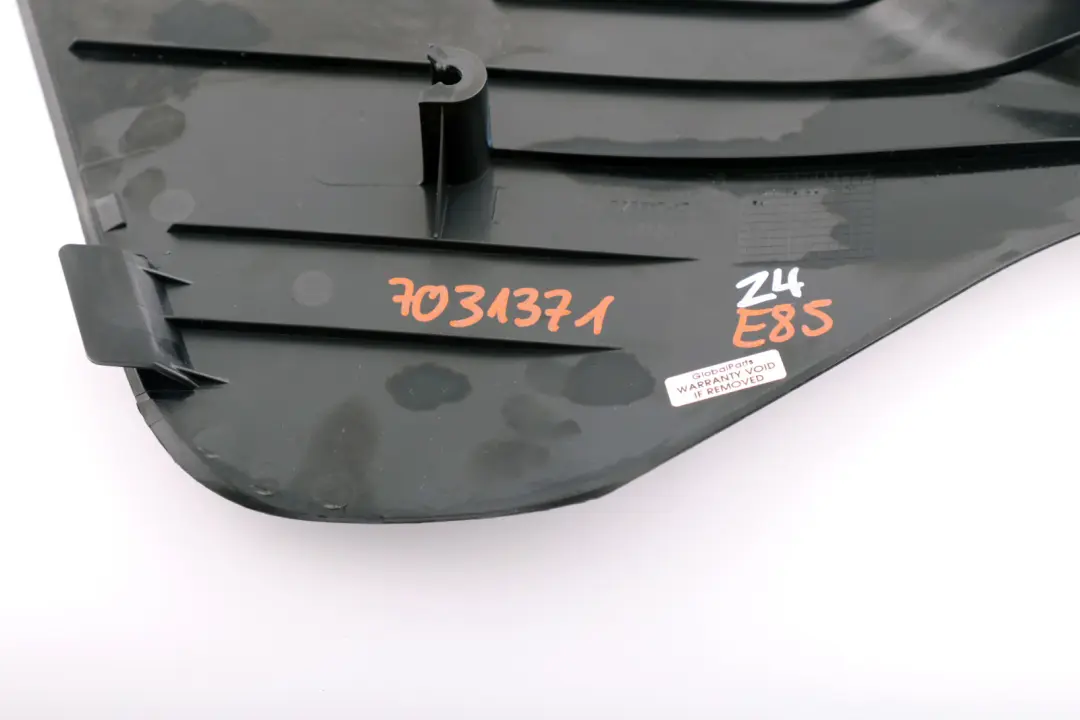 Lateral Trim Panel Front Left N/S to BMW Z4 Series E85 E86 with Part number 7031371 BMW Z4 Series E85 E86 Lateral Trim Panel Front Left N/S - SKU 7031371 - Part number 7031371