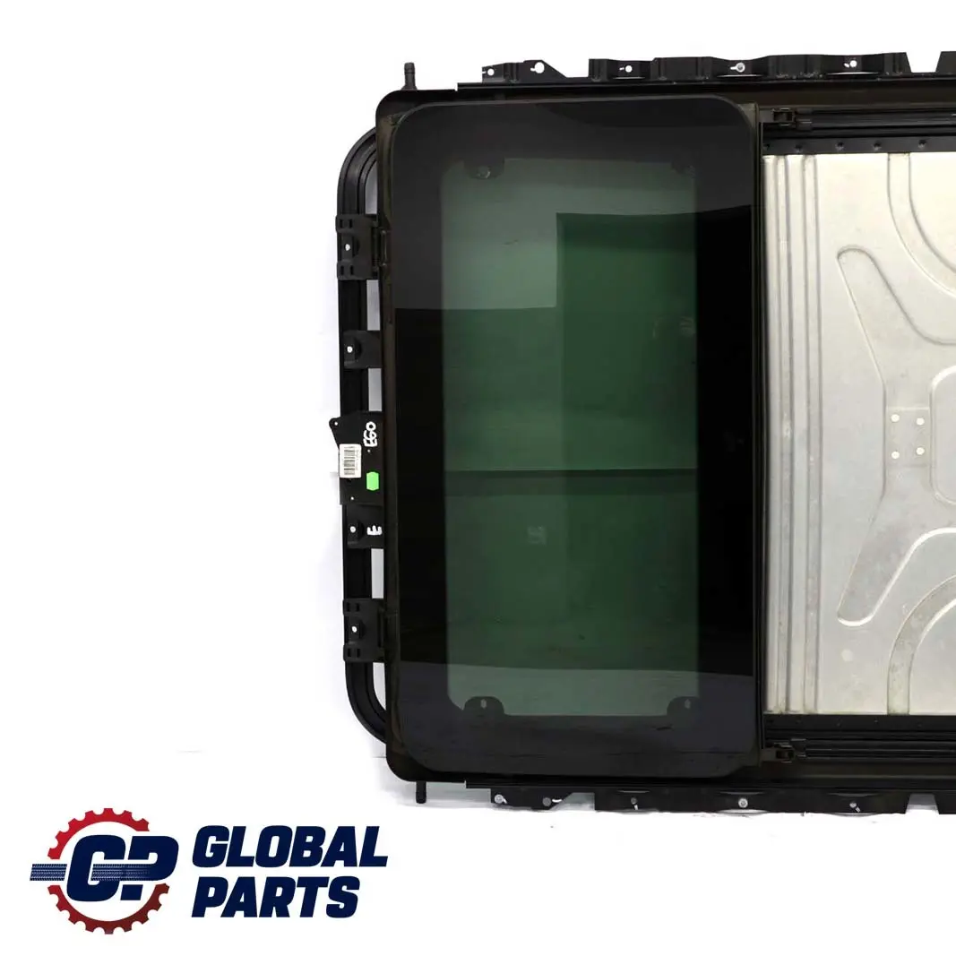 Sunroof Sliding Glass Sun Roof Unit to BMW 5 Series E60 Saloon with Part number 7033544 BMW 5 Series E60 Saloon Sunroof Sliding Glass Sun Roof Unit - SKU 7033544 - Part number 7033544