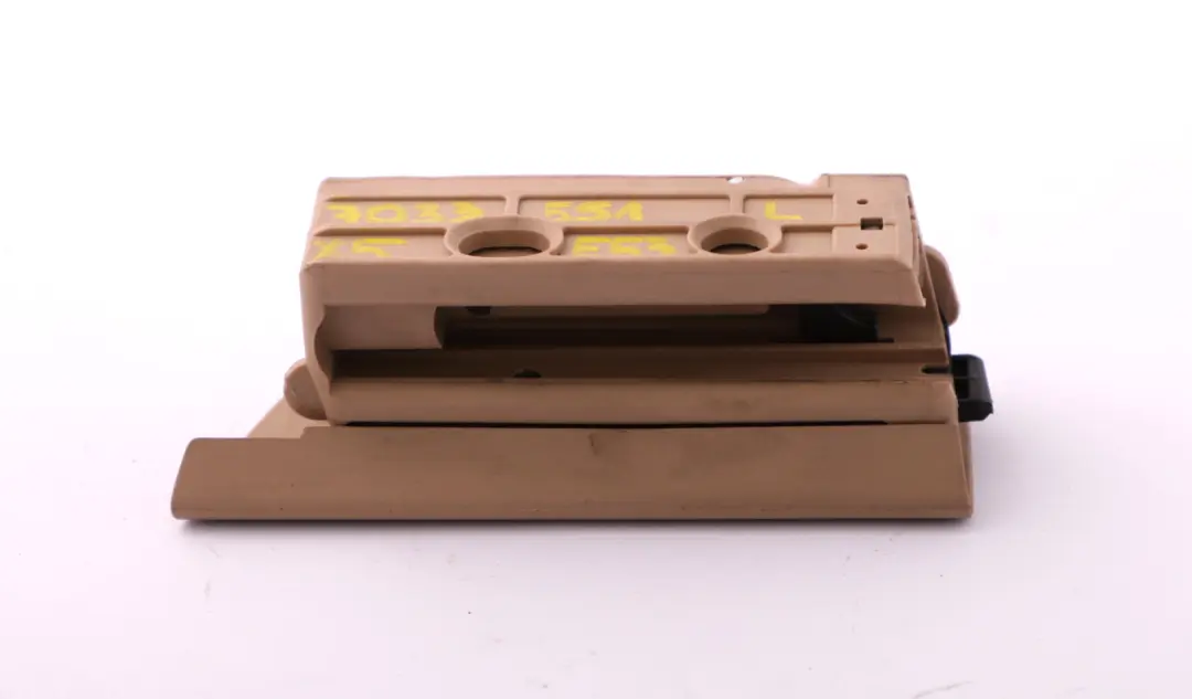 Aufnahme Sichtschutzrollo Links Beige 5147 für BMW X5 er E53 mit Teilenummer 7033551 BMW X5 er E53 Aufnahme Sichtschutzrollo Links Beige 5147 - SKU 7033551 - Teilenummer 7033551