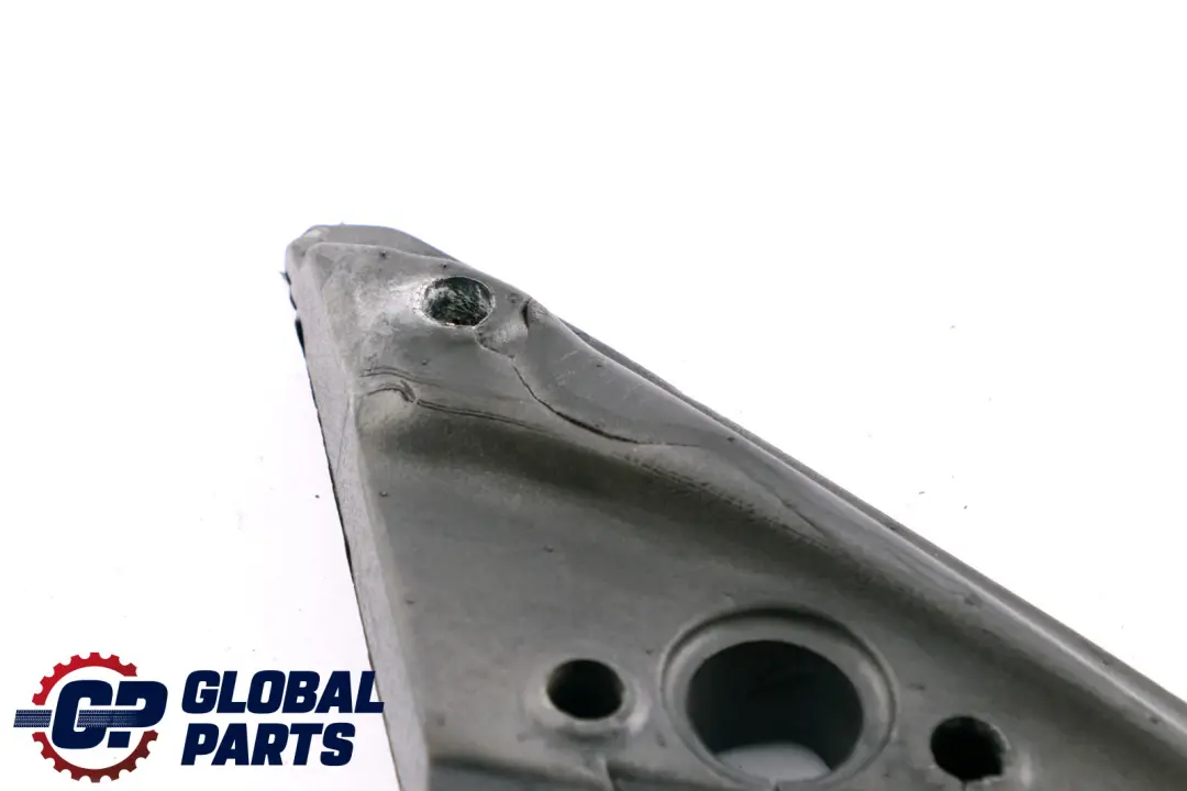 Junta Triangulo Espejo Lateral Derecho Conductor Lado para BMW E60 E61 con número de pieza 7033638 BMW E60 E61 Junta Triangulo Espejo Lateral Derecho Conductor Lado - SKU 7033638 - Número de pieza 7033638