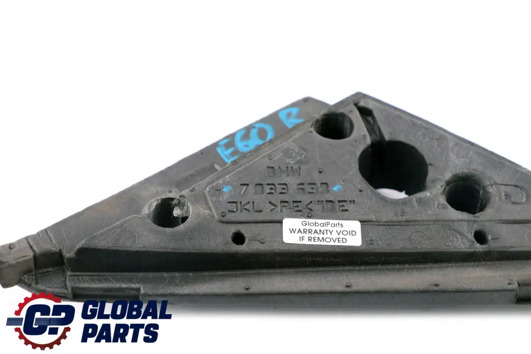 BMW E60 E61 Junta Triangulo Espejo Lateral Derecho Conductor Lado - SKU 7033638 - Número de pieza 7033638